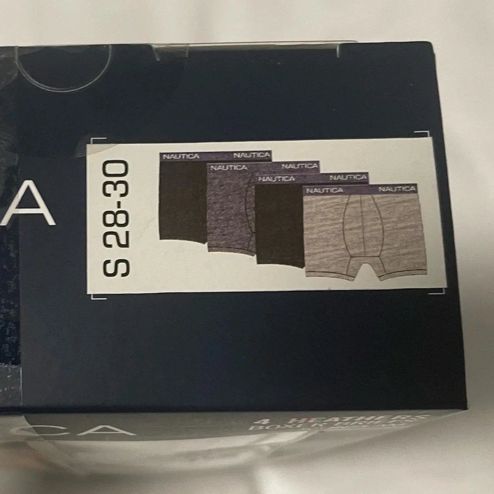 NEW Nautica soft stretch four classic fit boxer briefs. Size Small